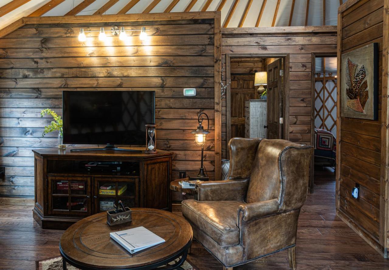 Staynantahala - Smoky Mountain Cabins And Luxury Yurts Aquone Luaran gambar