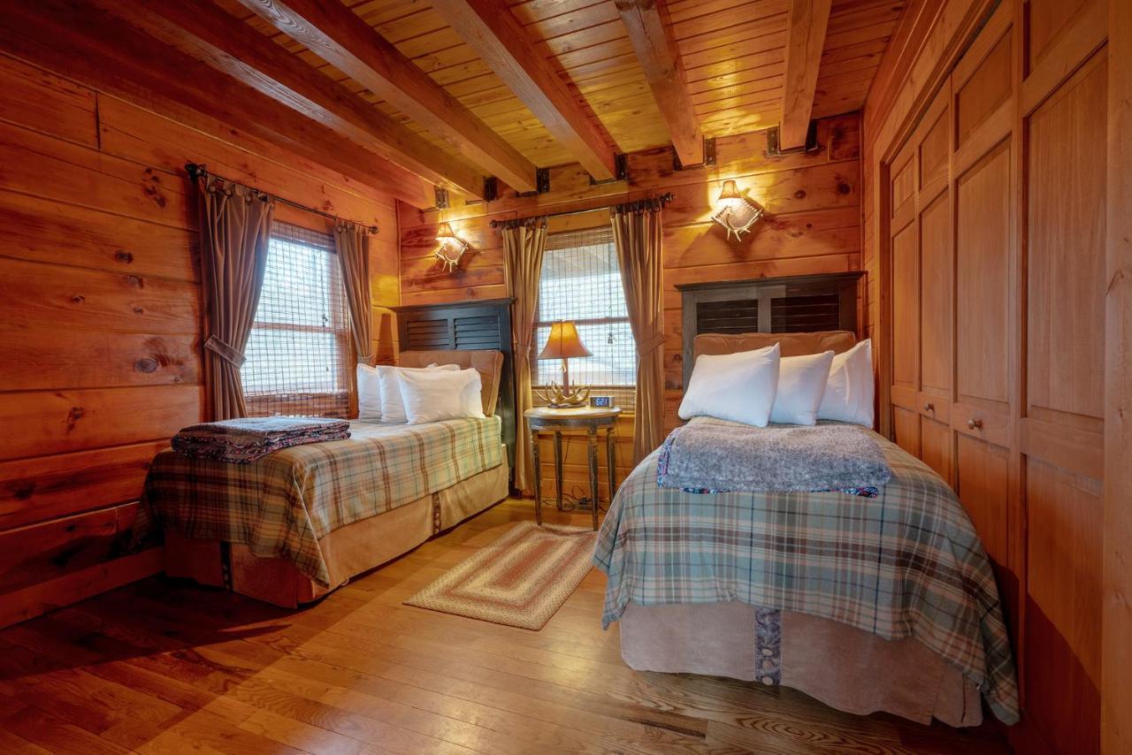 Staynantahala - Smoky Mountain Cabins And Luxury Yurts Aquone Luaran gambar