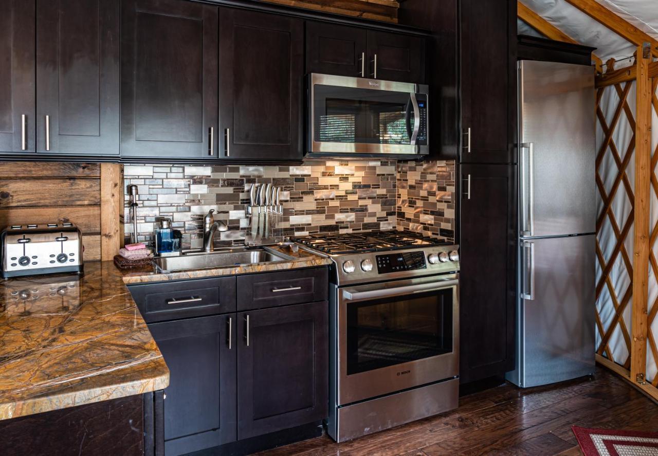 Staynantahala - Smoky Mountain Cabins And Luxury Yurts Aquone Luaran gambar